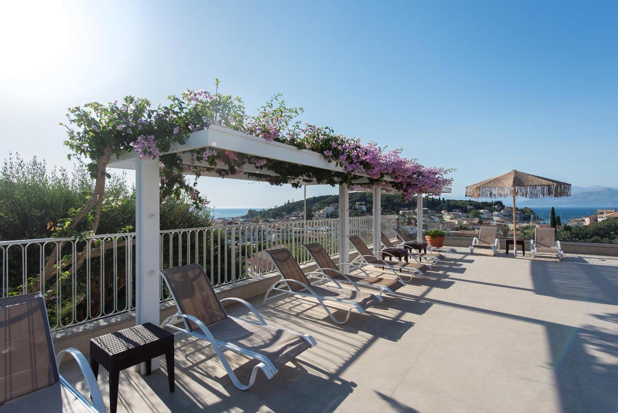 Lofos Hotel Kassiopi Exterior foto
