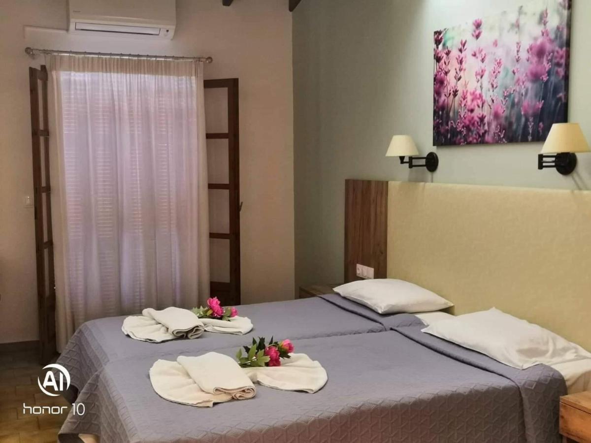 Lofos Hotel Kassiopi Exterior foto